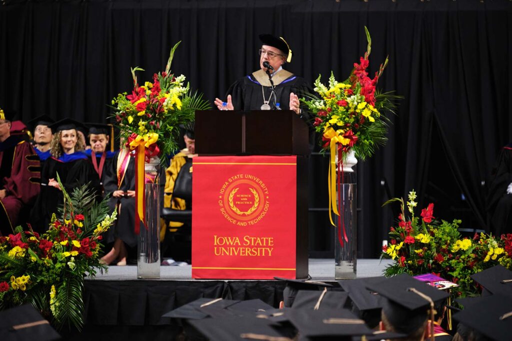 Dean Spalding speaking at the Ivy Spring Convocation 2022