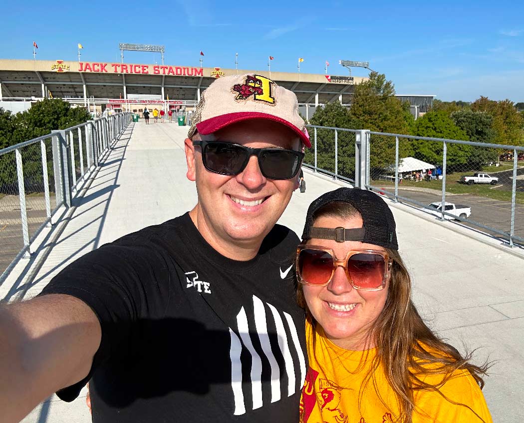 Danny-Beyer-with-wife-in-front-of-Jack-Trice-Stadium